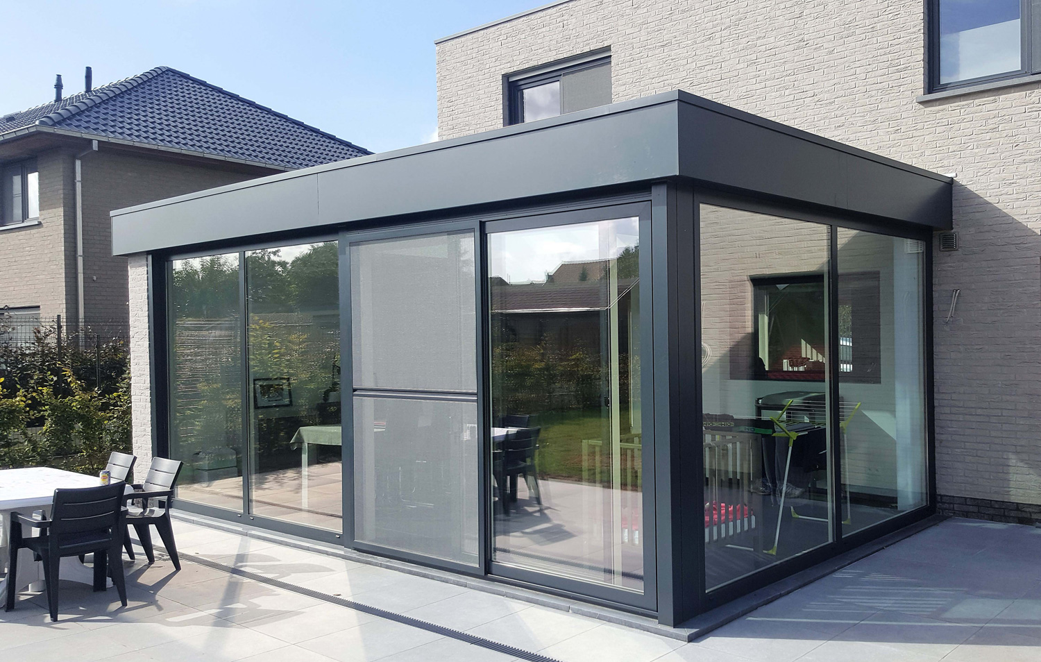 Wat is het verschil tussen een terrasoverkapping en een veranda? LIMPENS Haaltert 2 Web