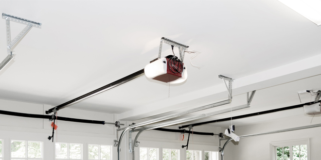 blog-hoe-lang-gaat-de-motor-van-een-sectionale-poort-mee