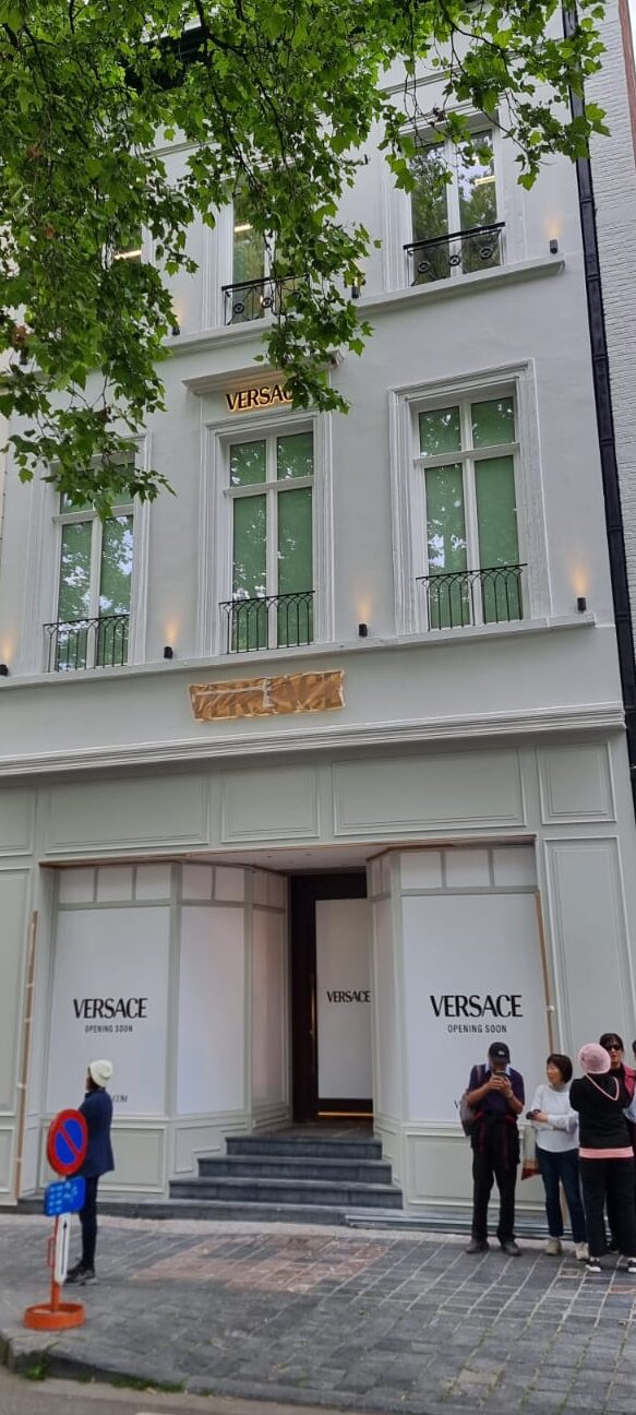 Versace Ramen Geplaatst Door SDS Veranda 1 Edited
